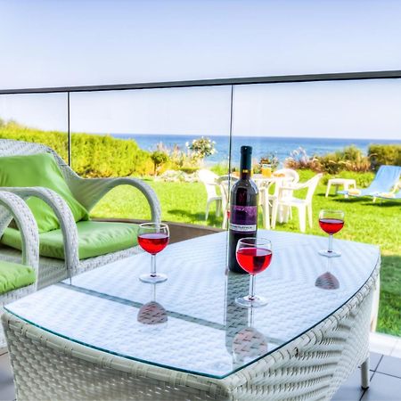 Beachfront Trident Protaras Exterior foto