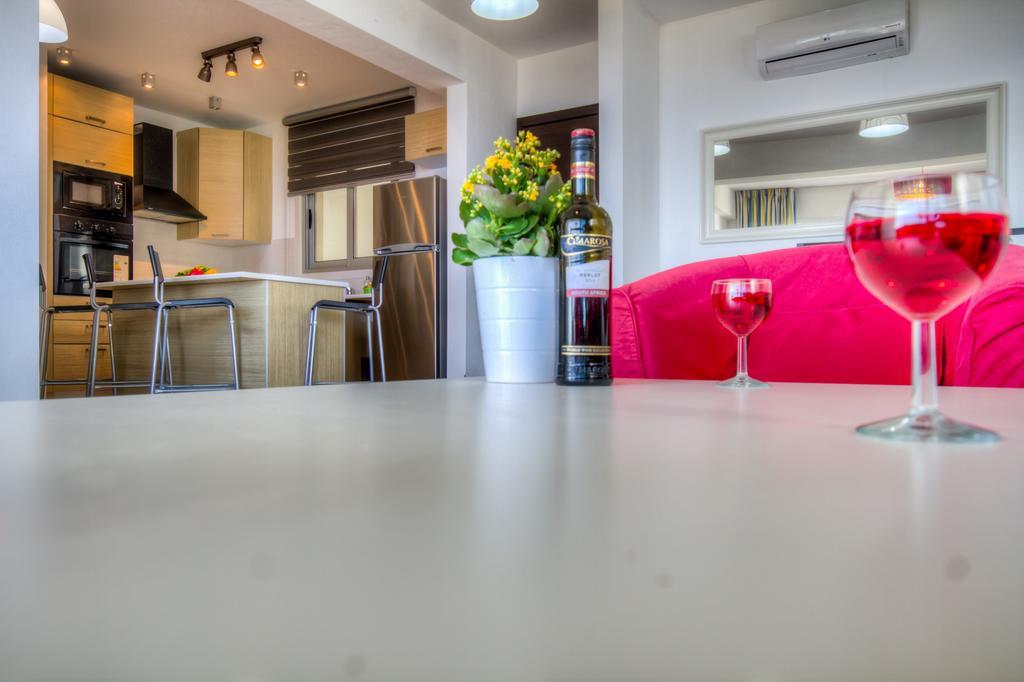 Beachfront Trident Protaras Exterior foto